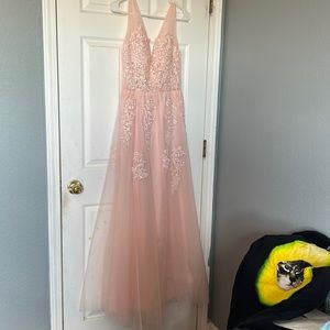 Baby online dress prom dress. Very light pinkish peach color. Size 2/3